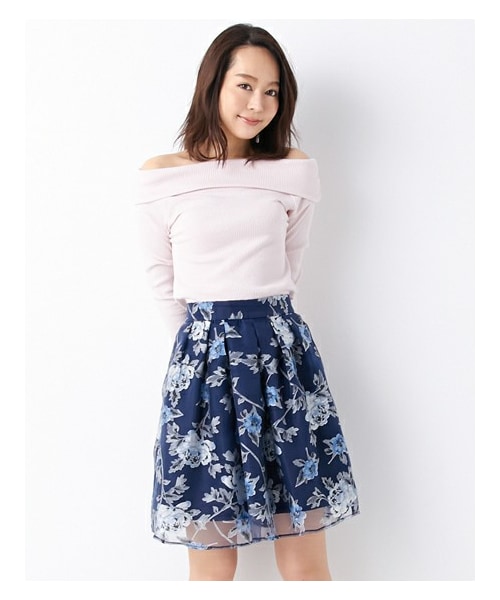 極美品♡ レオナール カンカン フレア スカート ひざ下丈 花柄 タック M フレアスカート キルティング ひざ丈 膝丈 春 秋冬 ふんわり