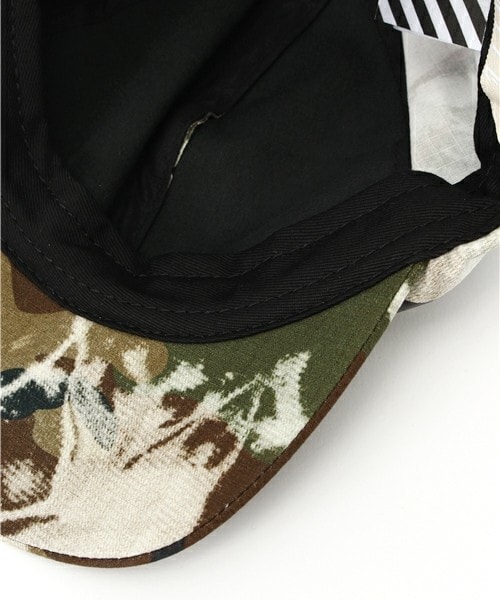 off white（オフホワイト）の「OFF WHITE カモフラベースボールキャップ（キャップ・メンズ・カーキ・FREE）」の5枚目の写真