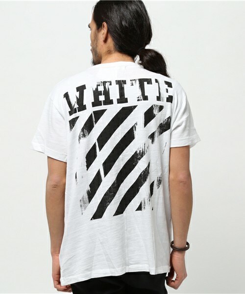 新作 OFF−WHITE CARAVAGGIO オーバーサイズTシャツOFF-WHITEオフホワイト