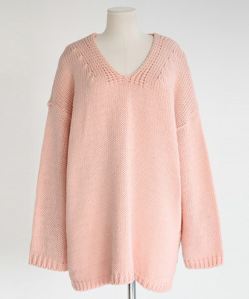 DHOLIC（ディーホリック）の「バックストラップVネックニットプルオーバー（ニット/セーター・レディース・ディープスカイブルー/ピンク/ライトカーキ/ブラック/ライトグレー・FREE）」の5枚目の写真