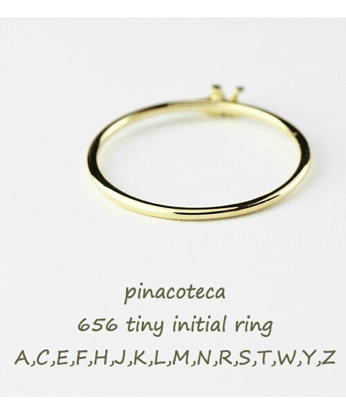 pinacoteca（ピナコテーカ）の「ピナコテーカ 656 タイニー イニシャル リング A,C,E,F,H,J,K,L,M,N,R,S,T,W,Y,Z（リング・レディース・ゴールド・5.5号サイズから）」の5枚目の写真