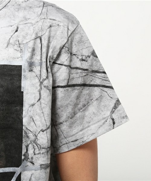 off white（オフホワイト）の「OFF WHITE 『CARAVAGGIO』Tシャツ（Tシャツ/カットソー・メンズ・グレー・SMALL/MEDIUM）」の7枚目の写真