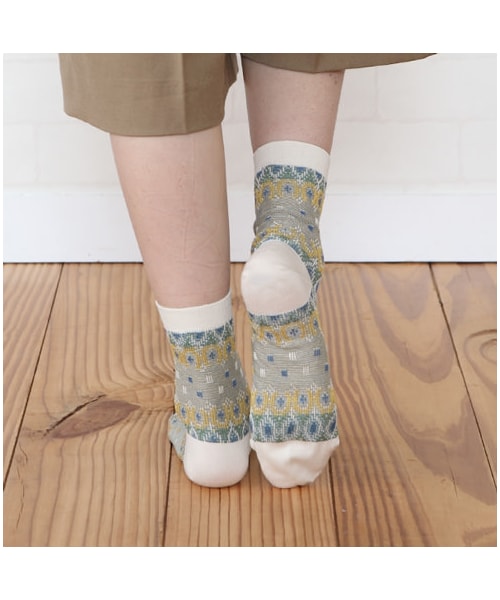 靴下屋（クツシタヤ）の「ボヘミアン幾何学ドットリンクスジャカード（ソックス・靴下・レディース・オフホワイト/グレー/クロ/クリーム/ダルミント/ネイビー・22.0～24.0cm）」の10枚目の写真