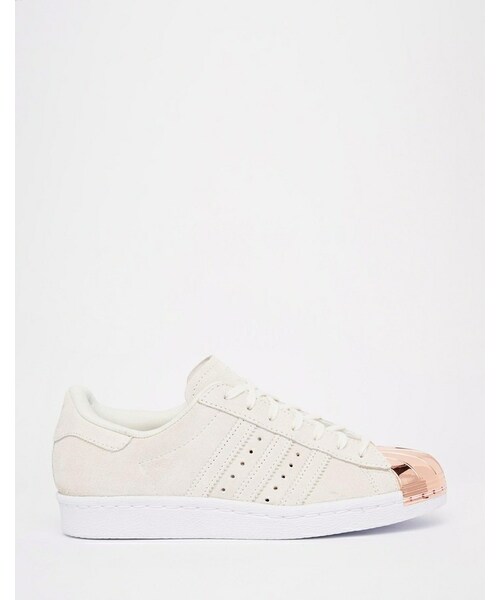 adidas（アディダス）の「adidas Originals Superstar 80s Rose Gold Metal Toe Cap Sneakers（スニーカー・レディース・offwhite・US 10-EU 42 2/3 - US 10/US 10.5-EU 43 1/3 - US 10.5/US 5.5-EU 36 2/3 - US 5.5/US 6.5-EU 38 - US 6.5/US 7.5-EU 39 1/3 - US 7.5/US 8.5-EU 40 2/3 - US 8.5/US 9.5-EU 42 - US 9.5）」の4枚目の写真