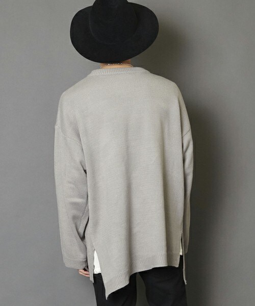 unrelaxing（アンリラクシング）の「サイドスリットプルオーバービッグサイズニット（ニット/セーター・メンズ・ブラック/グレー・FREE）」の10枚目の写真