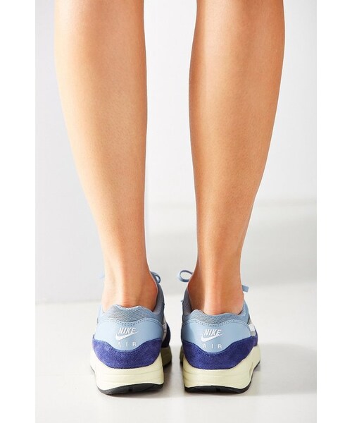 NIKE（ナイキ）の「Nike Women's Air Max 1 Essential Running Sneaker（スニーカー・レディース・Black/Gray・5/6/6.5/7/7.5/8/8.5/9/9.5/10）」の9枚目の写真