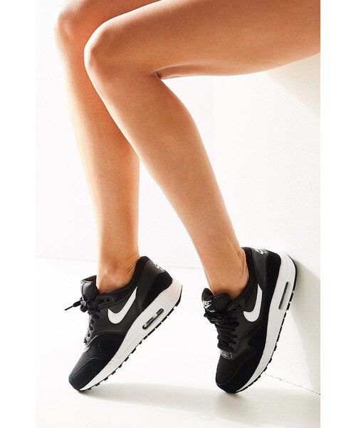 NIKE（ナイキ）の「Nike Women's Air Max 1 Essential Running Sneaker（スニーカー・レディース・Black/Gray・5/6/6.5/7/7.5/8/8.5/9/9.5/10）」の3枚目の写真