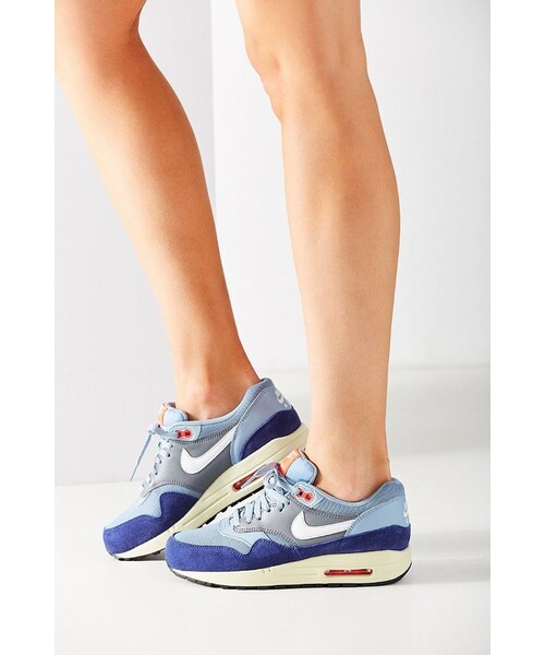 NIKE（ナイキ）の「Nike Women's Air Max 1 Essential Running Sneaker（スニーカー・レディース・Black/Gray・5/6/6.5/7/7.5/8/8.5/9/9.5/10）」の5枚目の写真