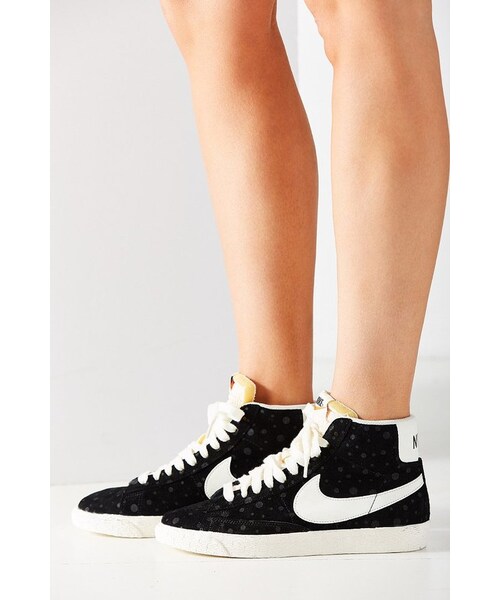 NIKE（ナイキ）の「Nike Women's Blazer Mid Suede Vintage Sneaker（スニーカー・レディース・Black/Red・5/6/6.5/7/7.5/8/8.5/9/9.5/10）」の9枚目の写真