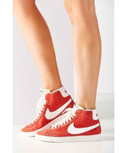 NIKE（ナイキ）の「Nike Women's Blazer Mid Suede Vintage Sneaker（スニーカー・レディース・Black/Red・5/6/6.5/7/7.5/8/8.5/9/9.5/10）」の8枚目の写真