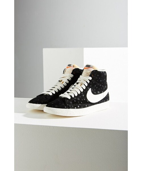 NIKE（ナイキ）の「Nike Women's Blazer Mid Suede Vintage Sneaker（スニーカー・レディース・Black/Red・5/6/6.5/7/7.5/8/8.5/9/9.5/10）」の10枚目の写真