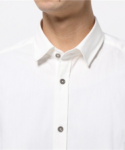 JOHN LAWRENCE SULLIVAN（ジョンローレンスサリバン）の「JOHN LAWRENCE SULLIVAN オーバーサイズデニムシャツ（シャツ/ブラウス・メンズ・ホワイト/ブラック/ダークブルー・MEDIUM）」の7枚目の写真