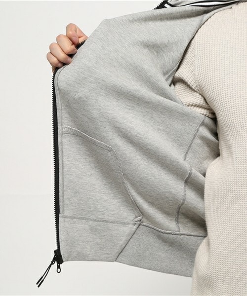 NIKE SPORTSWEAR（ナイキスポーツウェアー）の「メンズ ナイキ テック