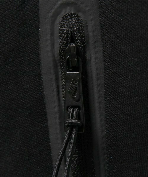NIKE SPORTSWEAR(ナイキスポーツウェアー)の「ウィメンズ ナイキ テックフリース パンツ NIKE WMNS TECH FLEECE PANTS 683801-010(その他パンツ・レディース・ブラック・MEDIUM)」の11枚目の写真