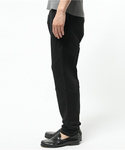 MARCELO BURLON(マルセロ・バーロン)の「MARCELO BURLON スウェットパンツ(その他パンツ・メンズ・ブラック・SMALL/MEDIUM)」の4枚目の写真