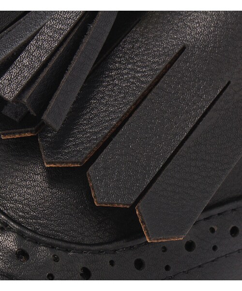 mysty woman（ミスティウーマン）の「タッセル付フラットシューズ（シューズ・レディース・オフホワイト/ブラック/ブラック系・M/L）」の9枚目の写真