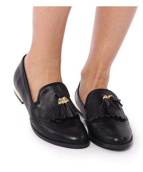 mysty woman（ミスティウーマン）の「タッセル付フラットシューズ（シューズ・レディース・オフホワイト/ブラック/ブラック系・M/L）」の4枚目の写真