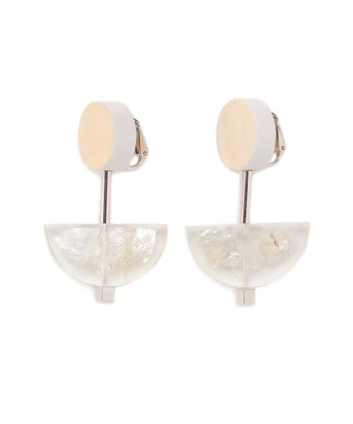 FURFUR（ファーファー）の「シェルクリアイアリング（イヤリング・レディース・IVR・F）」の2枚目の写真