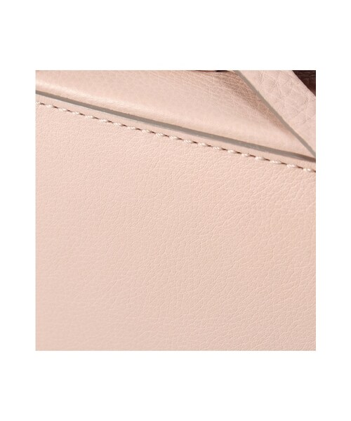 La TOTALITE（ラトータリテ）の「Le vernis トップリボンポシェット（バッグ・ブラック/ピンク・フリー）」の17枚目の写真