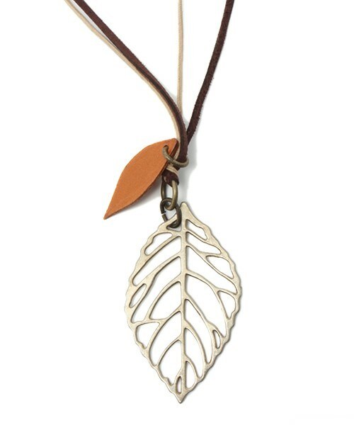 Hawk Company（ホークカンパニー）の「NECKLACE（ネックレス・レディース・ブラウン/チョコ・ONE SIZE）」の2枚目の写真