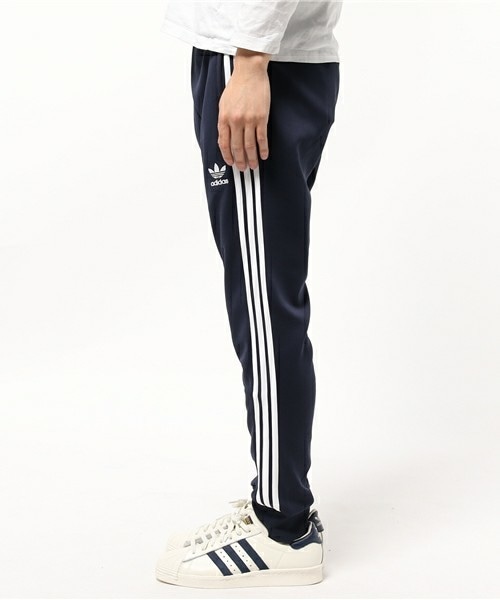 adidas（アディダス）の「メンズ アディダス リブ スーパースター ジャージパンツ adidas SST CUFFED TRACK PANTS AJ6960/AJ6961（その他パンツ・メンズ・ブラック/ネイビー・SMALL/MEDIUM/LARGE/X-LARGE）」の11枚目の写真