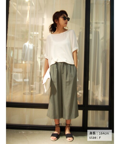 Ungrid（アングリッド）の「テンセルミドル丈パンツ（パンツ・レディース・オフホワイト/カーキ/キャメル・F）」の5枚目の写真