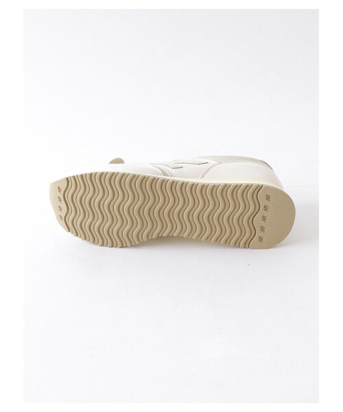 earth music&ecology(アースミュージックアンドエコロジー)の「New BalanceCW620×earth スニーカー(シューズ・ライトベージュ/ネイビー・23cm/23.5cm/24cm/24.5cm)」の10枚目の写真