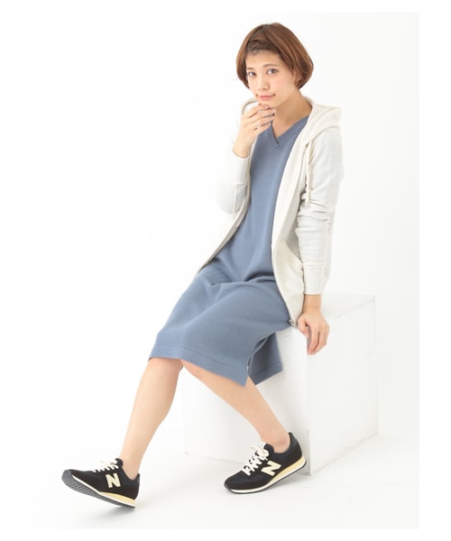 earth music&ecology(アースミュージックアンドエコロジー)の「New BalanceCW620×earth スニーカー(シューズ・ライトベージュ/ネイビー・23cm/23.5cm/24cm/24.5cm)」の18枚目の写真