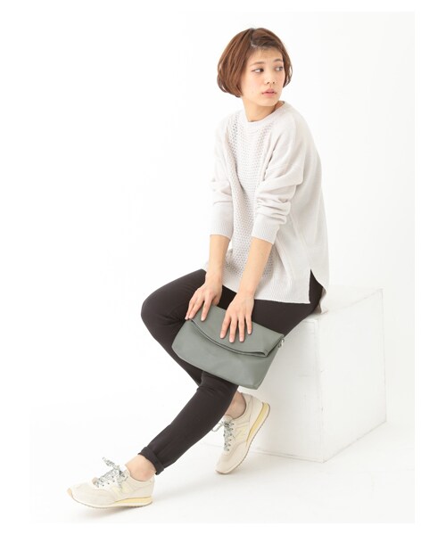 earth music&ecology(アースミュージックアンドエコロジー)の「New BalanceCW620×earth スニーカー(シューズ・ライトベージュ/ネイビー・23cm/23.5cm/24cm/24.5cm)」の16枚目の写真