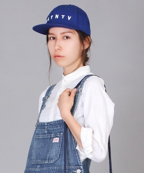RNA（アールエヌエー）の「＜予約＞ミニロゴバックスナップキャップ（帽子・レディース・ホワイト/ブラック/ブルー・F）」の14枚目の写真