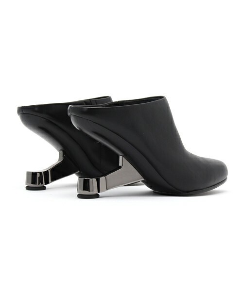 UNITED NUDE（ユナイテッドヌード）の「UNITED NUDE  『Eamz Mule』ブーツ（ブーツ・レディース・ホワイト/ブラック・36/37/35/38/39）」の5枚目の写真