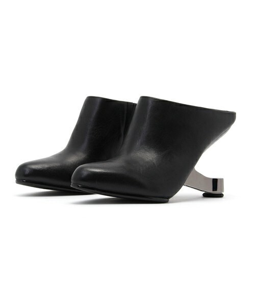 UNITED NUDE（ユナイテッドヌード）の「UNITED NUDE  『Eamz Mule』ブーツ（ブーツ・レディース・ホワイト/ブラック・36/37/35/38/39）」の2枚目の写真