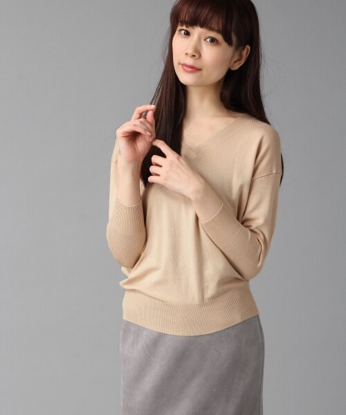 BLISS POINT(ブリスポイント)の「16SSDRVネック7分袖(トップス・レディース・ホワイト/ブラック/ライトグレー/オレンジ/ベージュ/グリーン・M/L)」の4枚目の写真