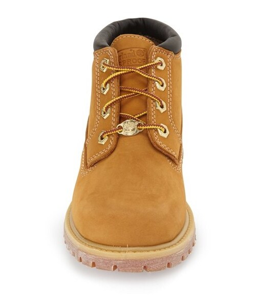 Timberland(ティンバーランド)の「Timberland 'Nellie' Chukka Boot (Women)(ブーツ・レディース・Brown・Regular 10 M/Regular 11 M/Regular 5.5 M/Regular 6 M/Regular 6.5 M/Regular 7 M/Regular 7.5 M/Regular 8 M/Regular 8.5 M/Regular 9 M/Regular 9.5 M)」の2枚目の写真