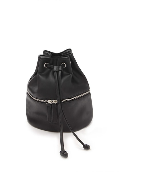 black backpack forever 21