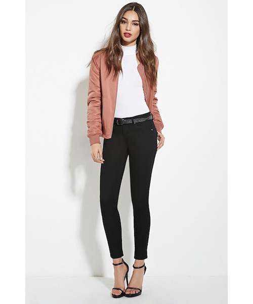 FOREVER 21(フォーエバー トゥエンティーワン)の「FOREVER 21 Low-Rise Ankle Jeans(デニムパンツ・レディース・Black・27/28/29/30)」の1枚目の写真