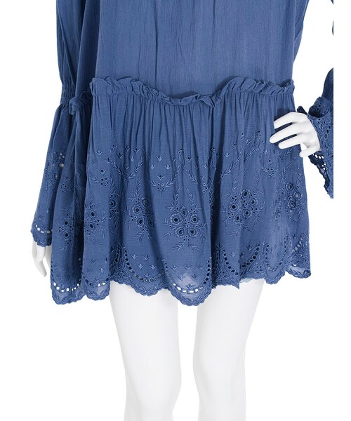 dazzlin（ダズリン）の「【sc】オフショル刺繍スモック（ワンピース/ドレス・レディース・オフホワイト/ピンク/ブルー・F）」の8枚目の写真