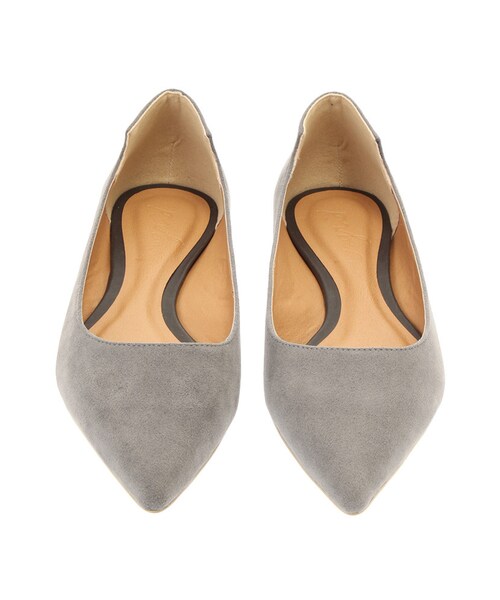 Ungrid（アングリッド）の「フェイクスウェードポインテッドフラットシューズ（シューズ・レディース・グレー/ベージュ・S/M/L）」の6枚目の写真