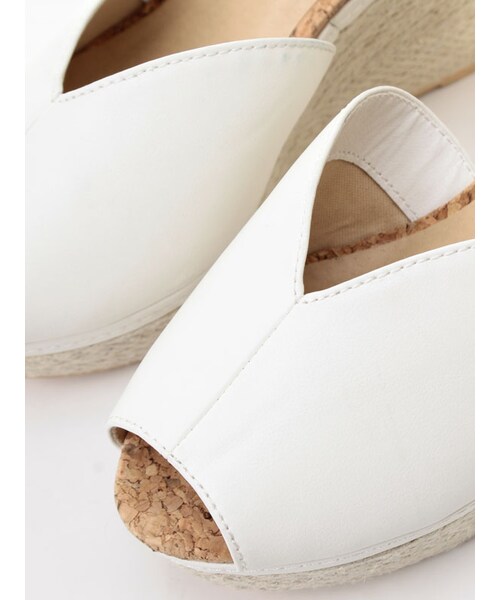 31 Sons de mode（トランテアン　ソン　ドゥ　モード）の「≪春カタログ掲載ITEM≫ストラップ付ジュートウエッジサンダル（シューズ・レディース・オフホワイト/レッド/インディゴ・S/M/L）」の10枚目の写真