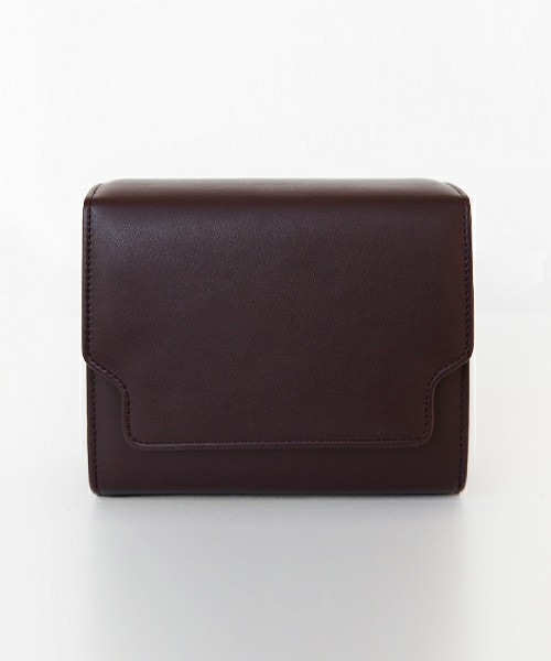 DHOLIC（ディーホリック）の「ワイドストラップスクエアーミニマルバッグ（ショルダーバッグ・レディース・ベージュ/ブラックグレー/アイボリー/ブラック/ワイン・FREE）」の5枚目の写真