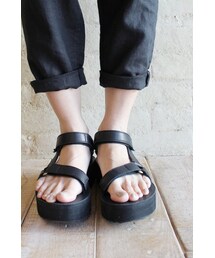 FRAMeWORK | âªäºçŽâ«Teva FLATFORM UNIVERSAL CRAFTED(ã·ã¥ãŒãº)