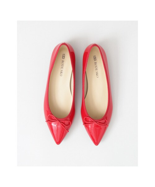 RODE SKO（ロデスコ）の「CAMERON リボンポインテッドバレエ（シューズ・レディース・RED/L.BLUE/MILKY WHT・35/36/37/38/39）」の10枚目の写真