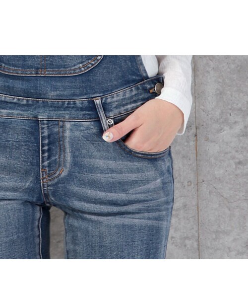 BLAIR by MOERY(ブレア)の「デニムサロペット(サロペット/オーバーオール・レディース・インディゴ・XS/S/M)」の4枚目の写真