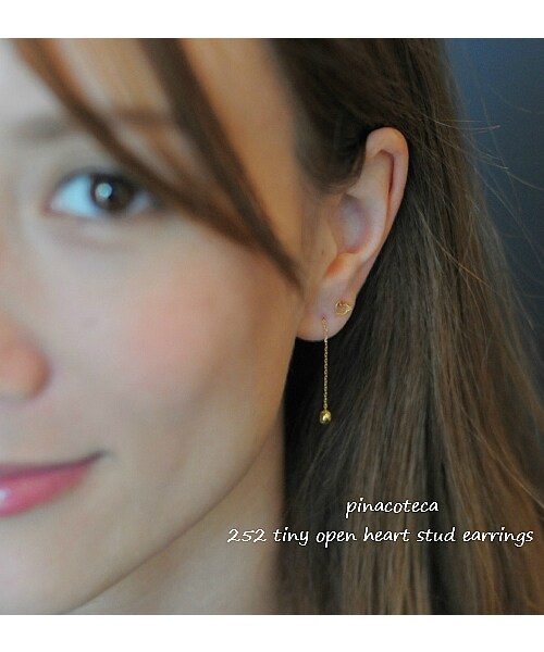 pinacoteca（ピナコテーカ）の「ピナコテーカ 252 タイニー オープン ハート スタッド ピアス（ピアス（両耳用）・レディース・ゴールド・フリーサイズ）」の3枚目の写真