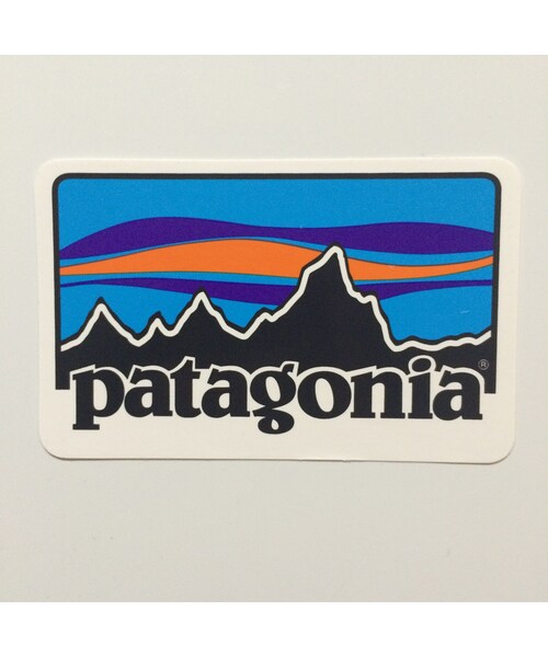 Patagonia パタゴニア の Patagonia レトロロゴステッカー ステッカー テープ Wear