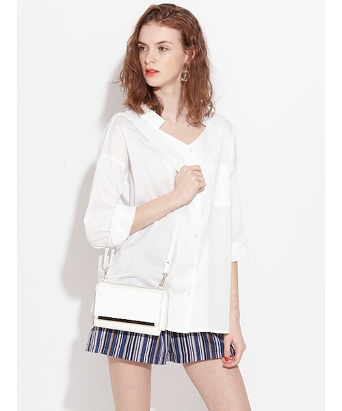 MURUA（ムルーア）の「【LIFE】ウォレットポーチショルダーBAG（バッグ・レディース・ホワイト/ブラック/レッド）」の5枚目の写真