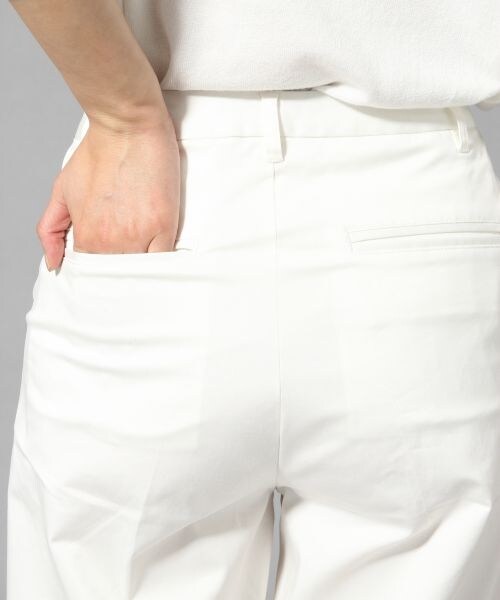 BLISS POINT（ブリスポイント）の「コットンツイルバギーパンツ（パンツ・レディース・ホワイト/ライトグレー/ベージュ・M/L）」の12枚目の写真