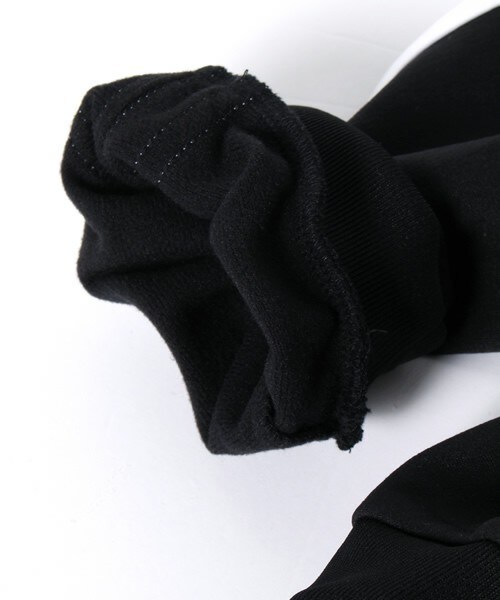 adidas（アディダス）の「ベビー キッズ スーパースター ジャージパンツ SST TRACK PANTS AI6185（その他パンツ・キッズ・ブラック・110/120/130/140）」の7枚目の写真