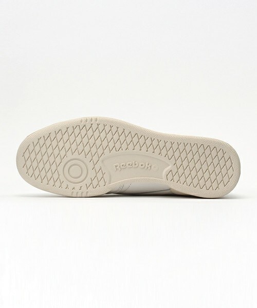 Reebok（リーボック）の「メンズ リーボック クラシック ビンテージ テニス CLUB C 85 VINTAGE V67899（スニーカー・メンズ・ホワイト・26.5cm/27cm/27.5cm/28cm）」の3枚目の写真