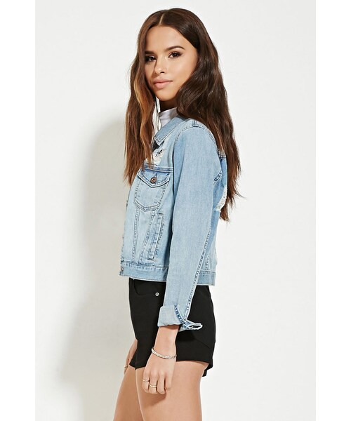 FOREVER 21(フォーエバー トゥエンティーワン)の「ダメージデニムジャケット(ジャケット/アウター・レディース・LIGHT DENIM/DENIM/DARK DENIM・Small/Medium/Large)」の3枚目の写真